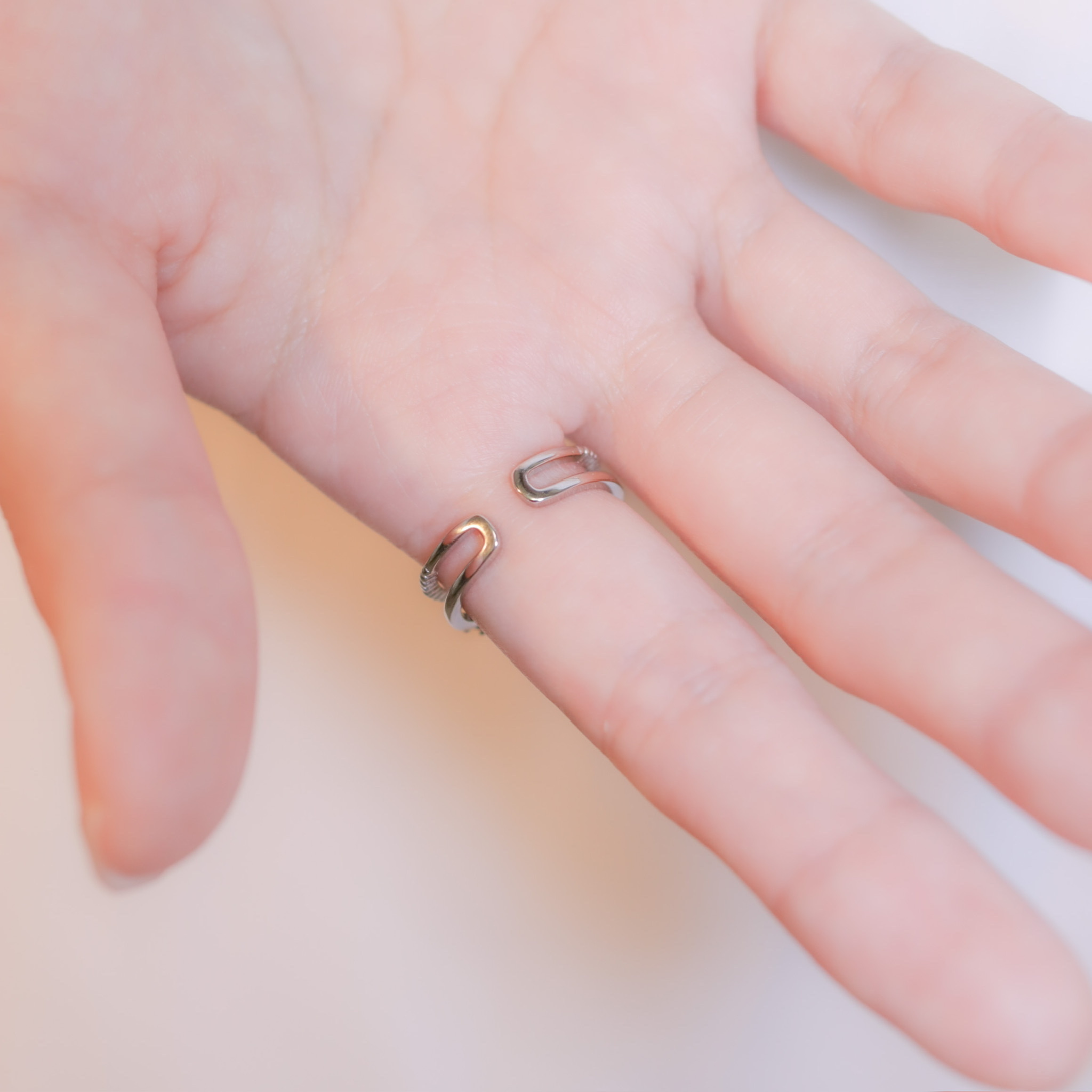 | 925純銀 | 恬靜蝴蝶結雙層戒指 | RI0304 |