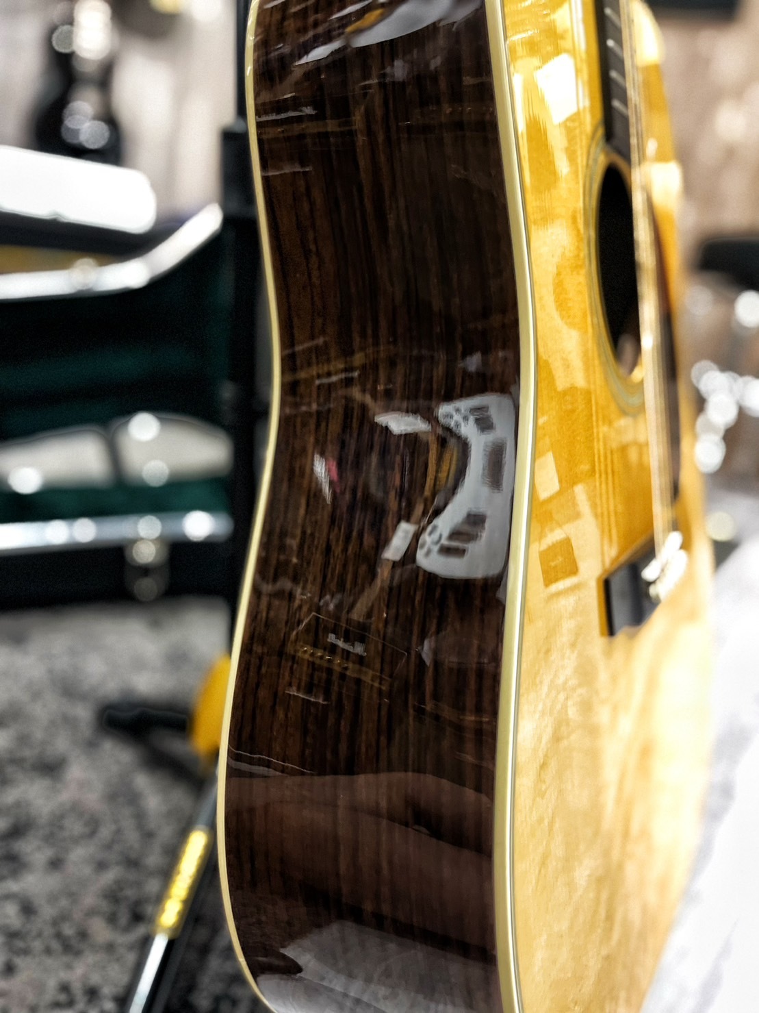 Martin D-28 全單板 雲杉木 木吉他 公司貨【宛伶樂器】