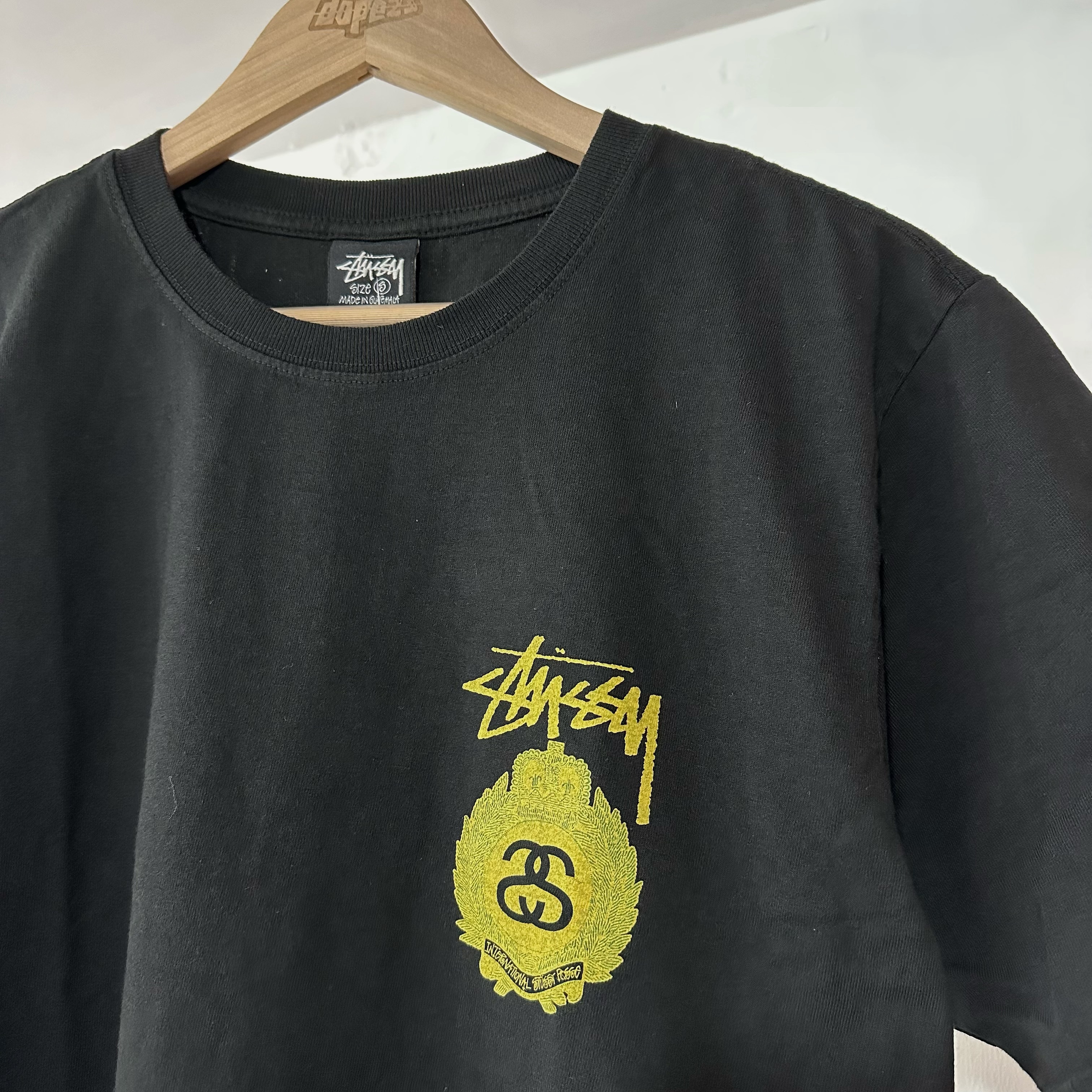 STUSSY SS23 CROWN WREATH PIGMENT DYED TEE BLACK