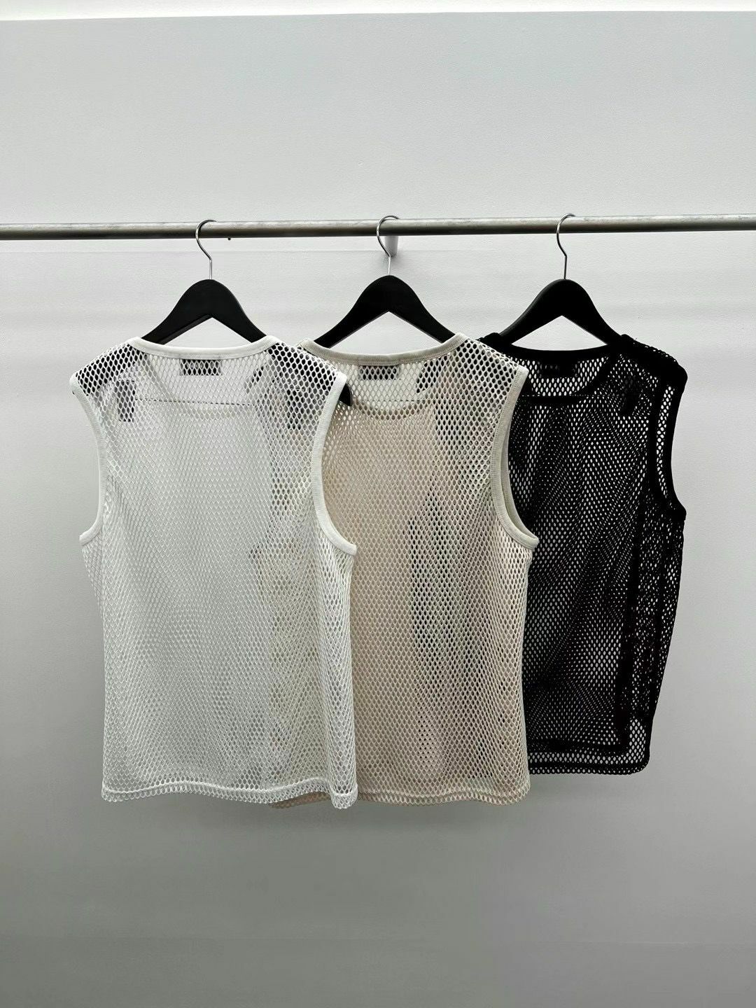 圓領網紋背心  LILXWAVY-001V