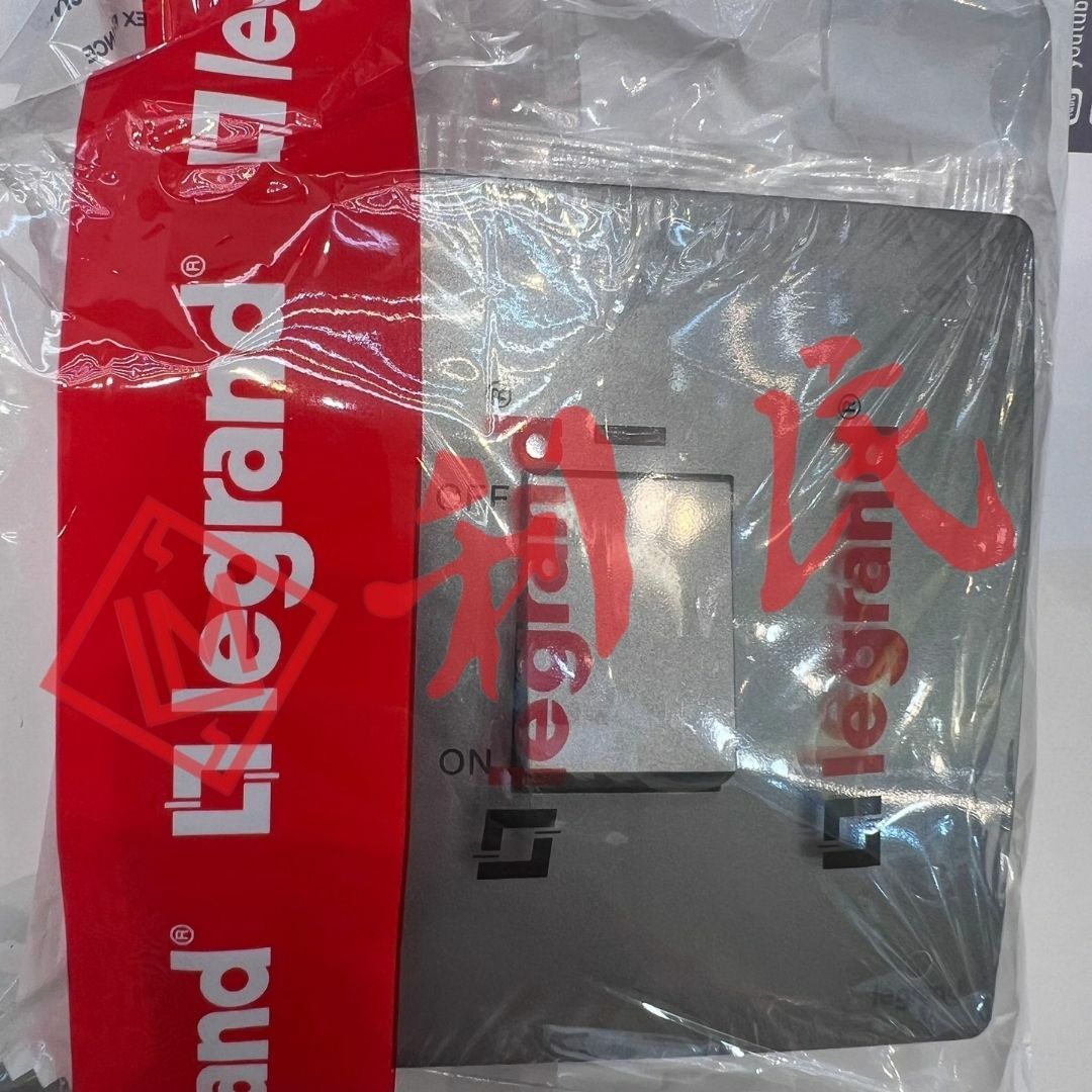 Legrand 羅格朗 MALLIA SENSES 45A單位雙極開關 (陶瓷白/香檳金/深沙銀/子夜黑/深古銅)