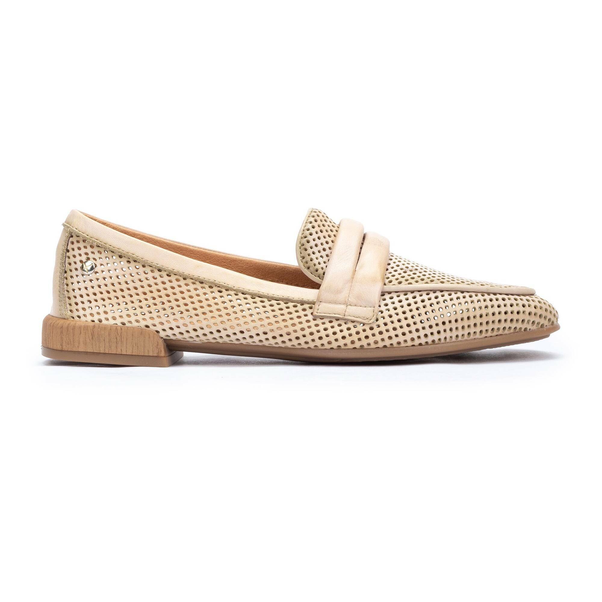 Lucky brand perforated on sale loafers