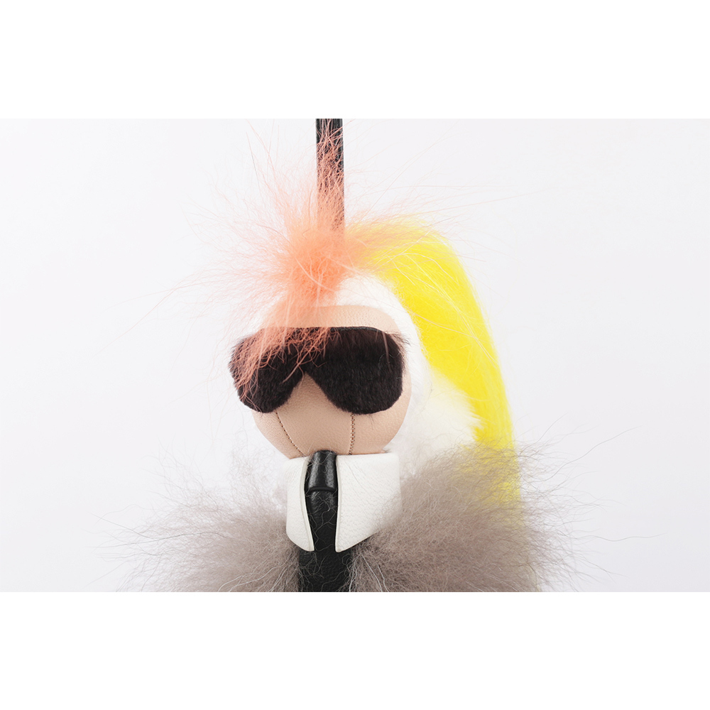 【FENDI】迷你卡爾造型吊飾/鑰匙圈(粉色/黃色) FE28000010