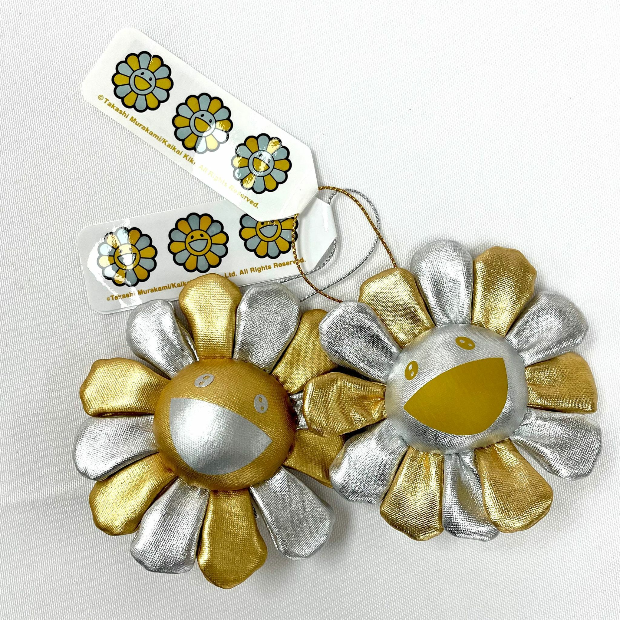 Flower Keychain (Gold/Silver/ Gold & Silver/Silver & Gold)