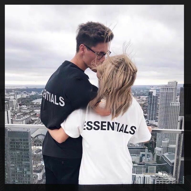 Fear Of God Essentials FOG 3M背後反光字母FOG短袖 腰前小logo短T