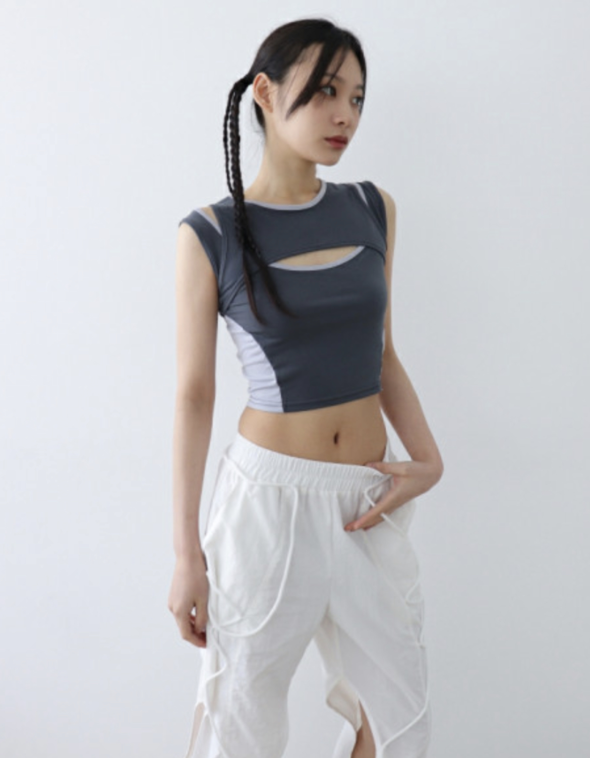 (現貨) KR Y2K FUTURE SLEEVELESS CHARCOAL