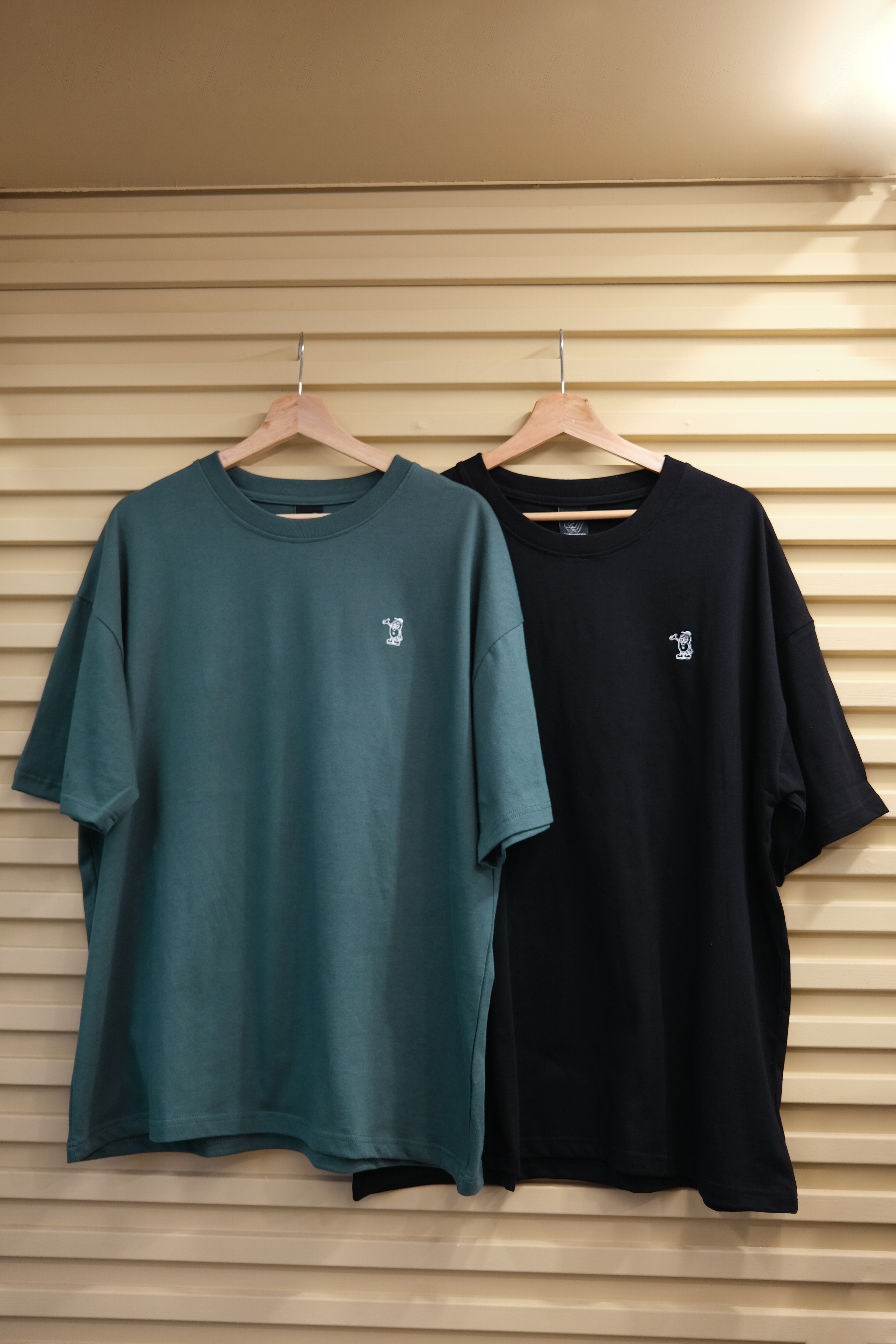 dddouminate 豆豆人 Tee