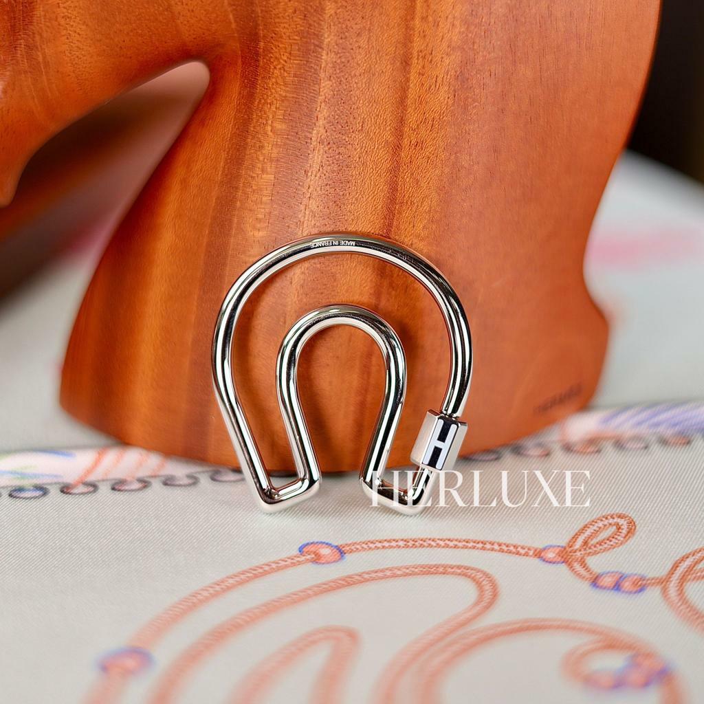 Fer A Cheval key ring blue