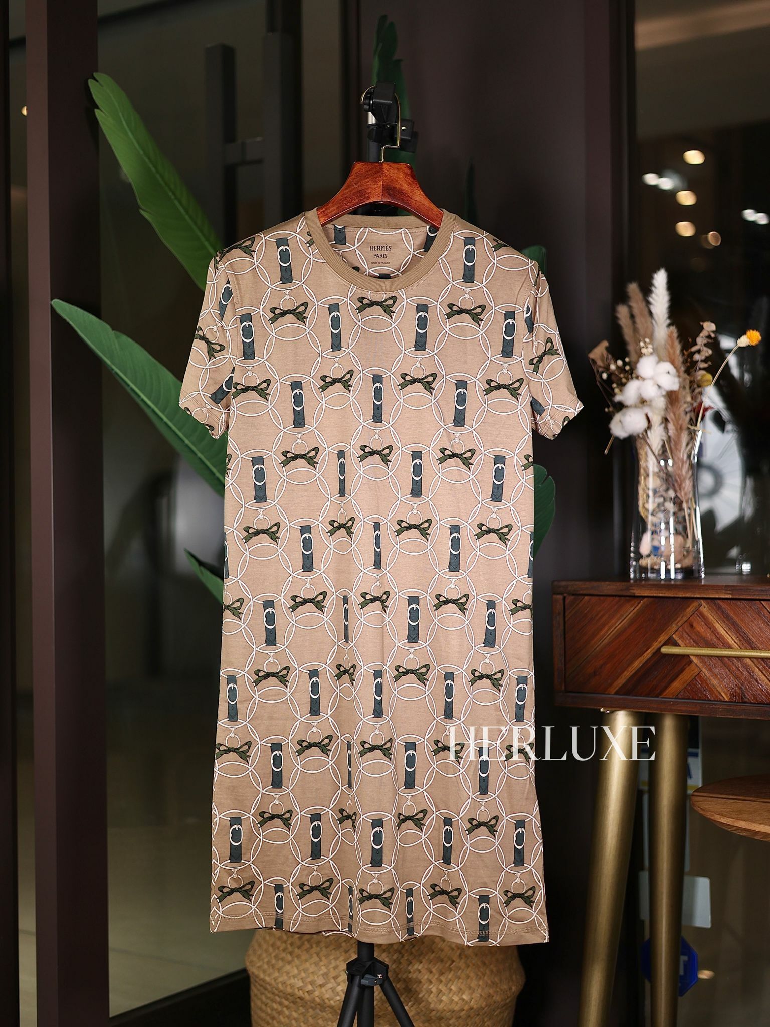 One piece straight dress promenade （可預訂size）