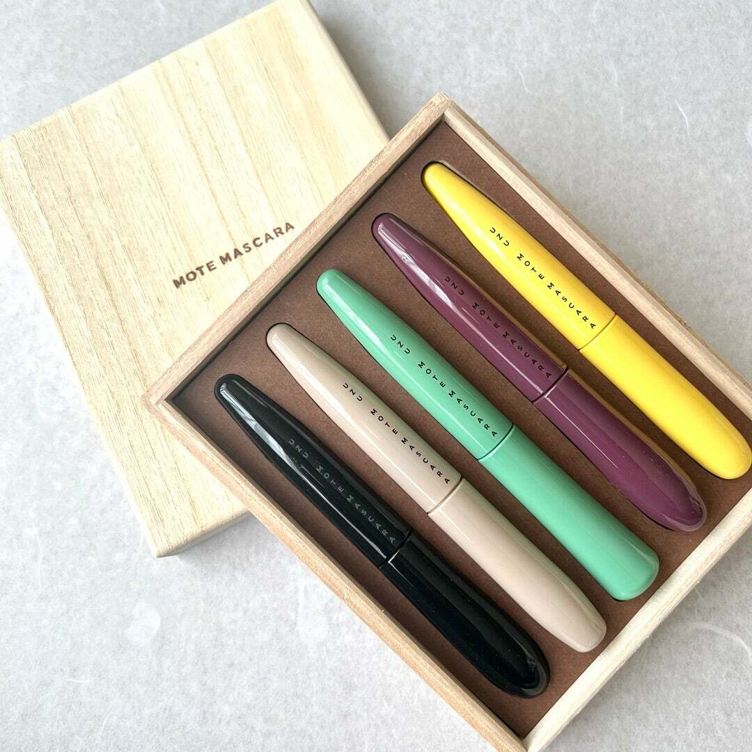 UZU Mote Mascara 彩色精華液睫毛膏