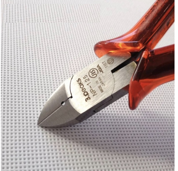 日本三山牌 斜咀鉗