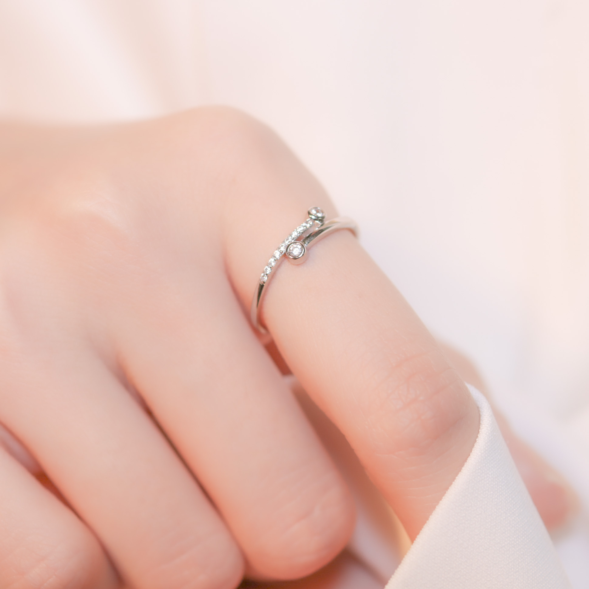 | 925 Silver・ White Gold | Walking To U Ring | RI0507 |