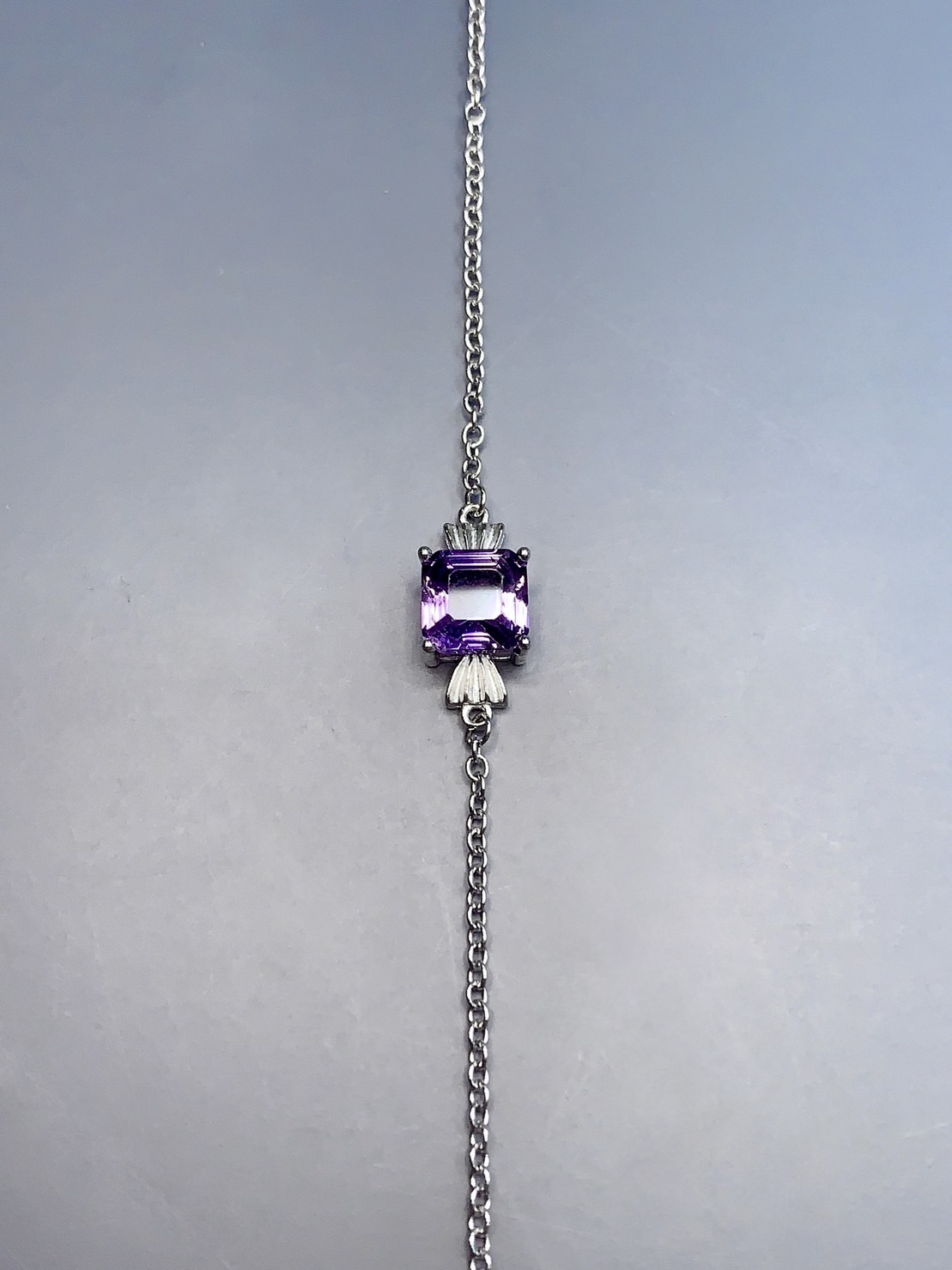 智慧與思緒清晰丨方型紫水晶銀手鍊丨二月