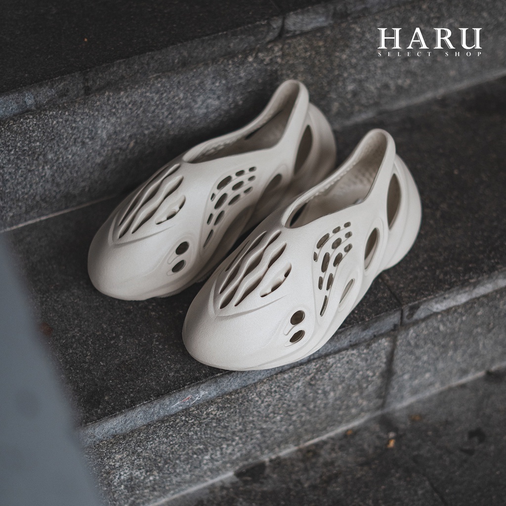 adidas Yeezy Foam Runner Sand 沙白 骨白 洞洞鞋 懶人鞋 FY4567-2022