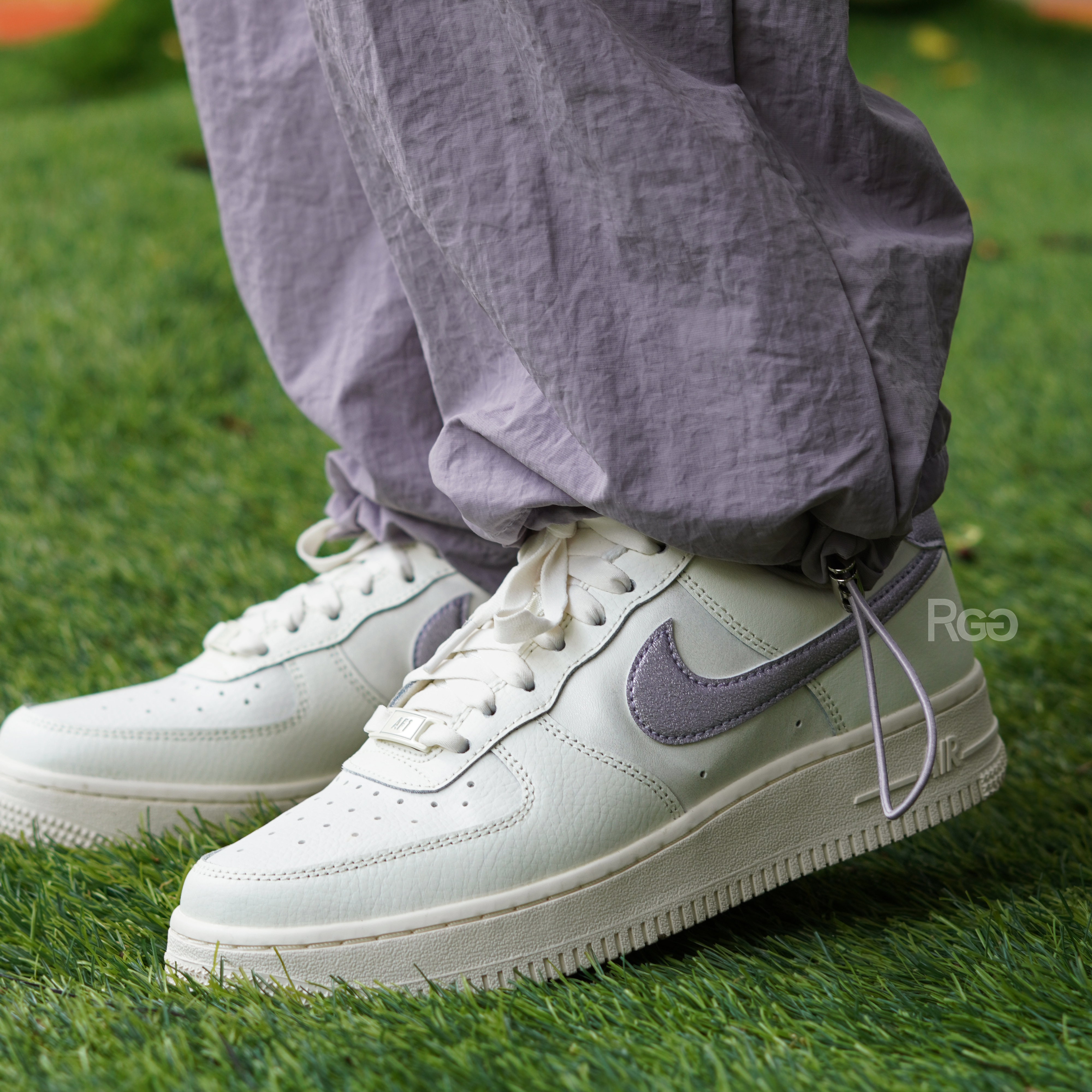WMNS Nike Air Force 1 '07 ESS 銀河紫(DV7470-100)