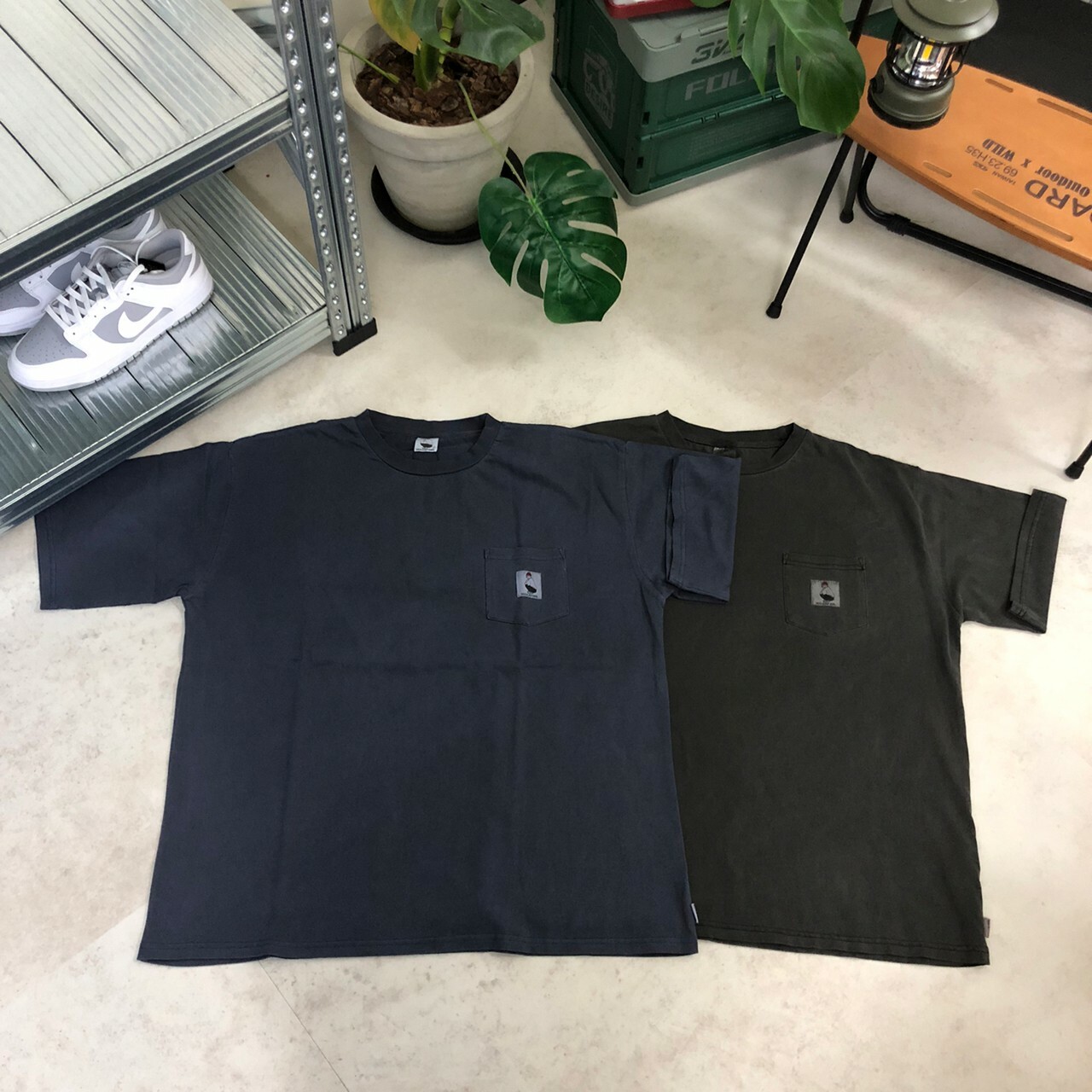 Red Cap Girl 紅帽女孩 口袋刺繡標籤Logo 短袖 23552