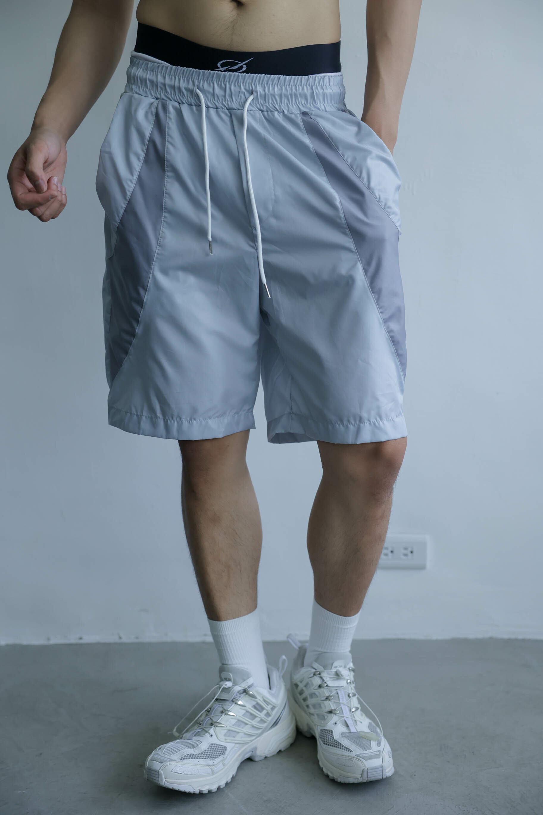 Curve Increction Shorts #短褲