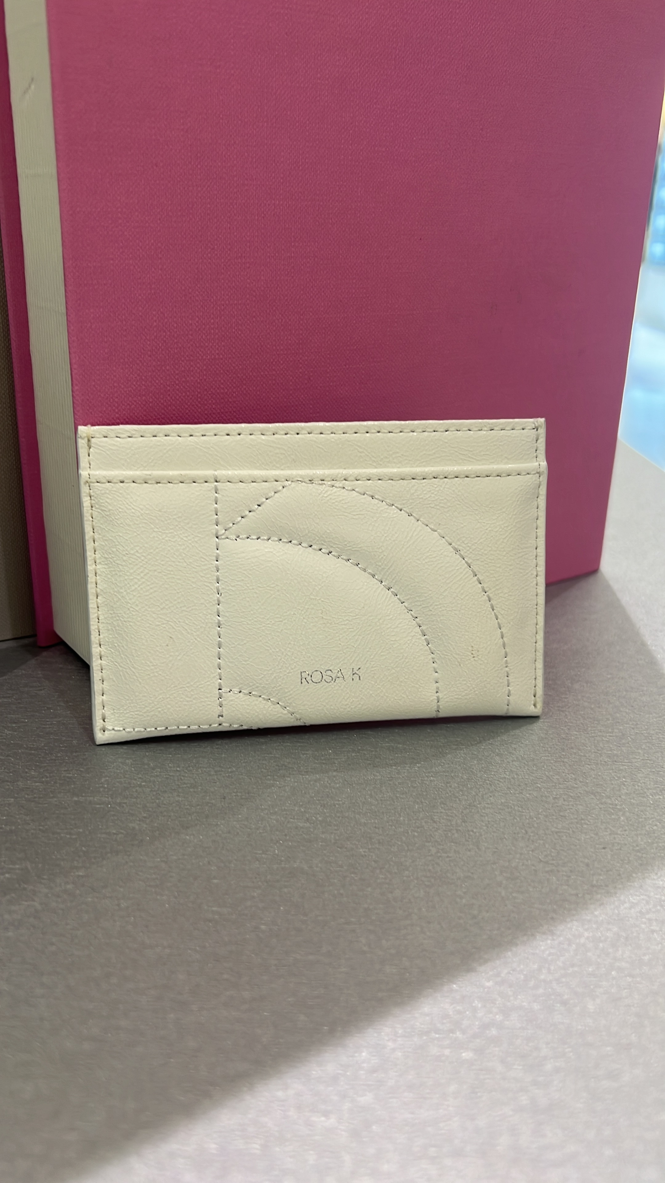 BG103 CARD HOLDER（牛皮）