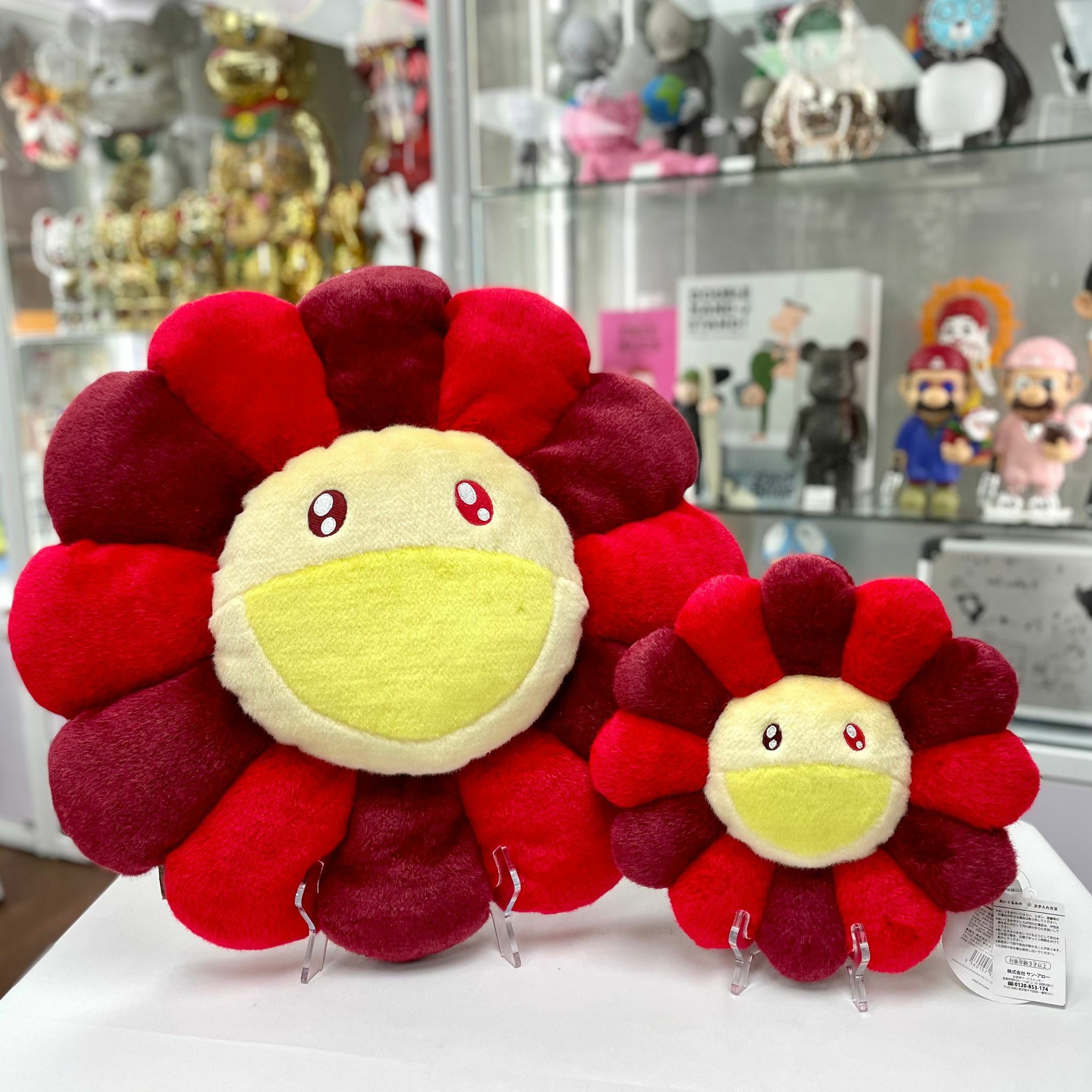 30cm / 60cm Takashi Murakami Flower Cushion (Rose red)