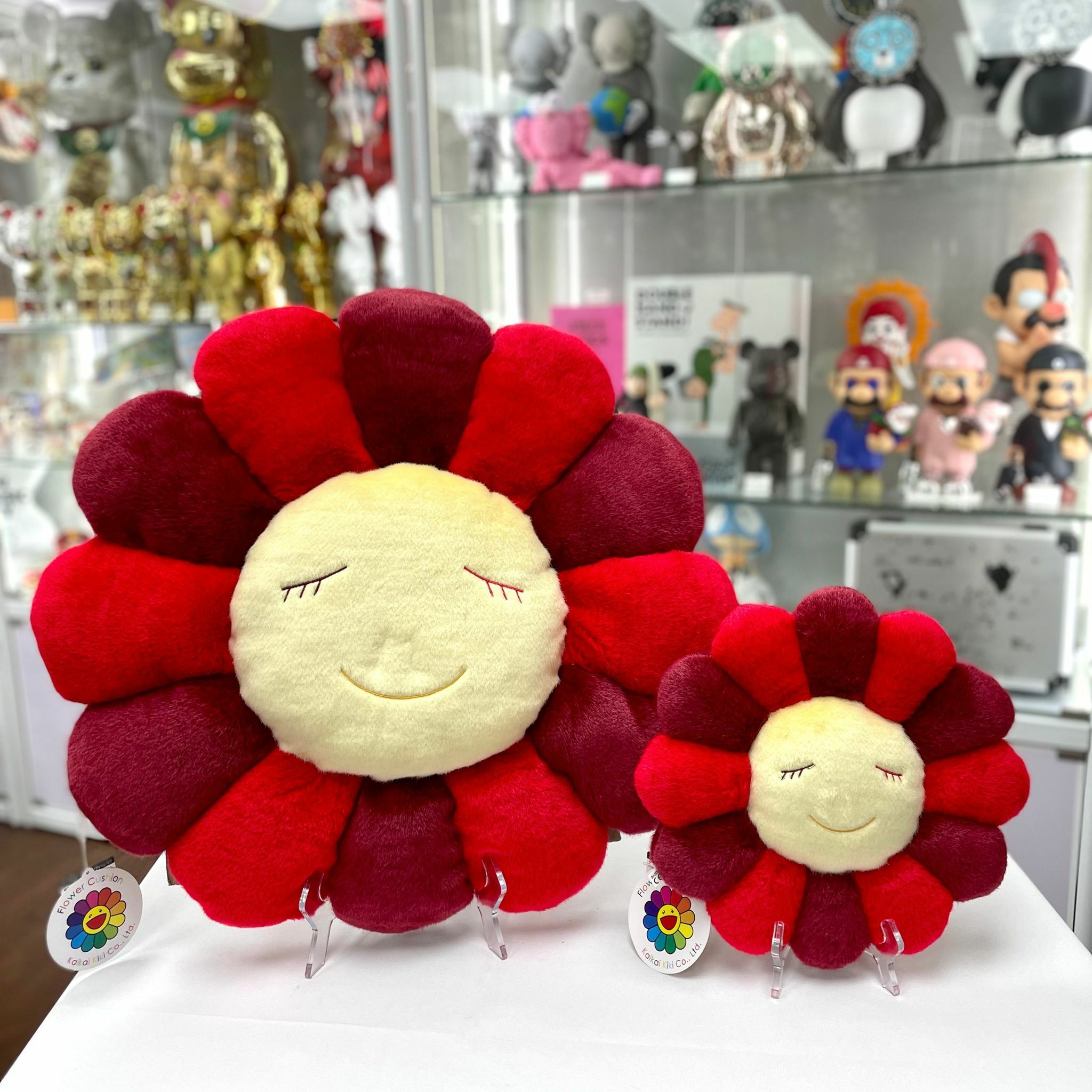 30cm / 60cm Takashi Murakami Flower Cushion (Rose red)
