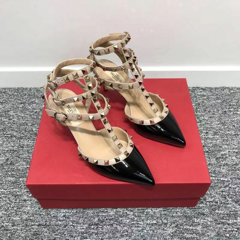 Valentino 裸色漆皮6.5cm高跟鞋 S0375   VNW    P45 -T