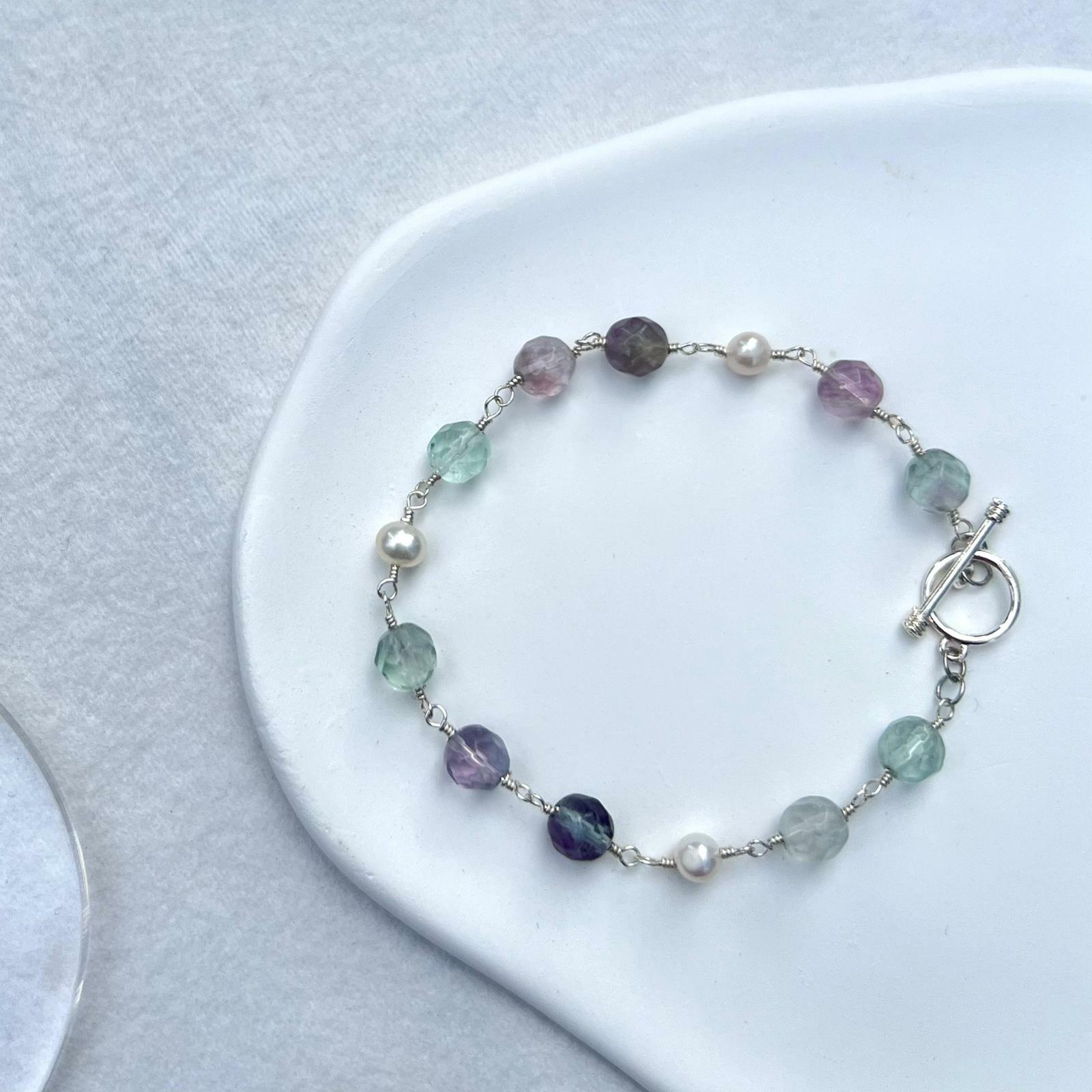 RABBIT BOUQUET天然石手作水晶手鏈-Lumin Pearl