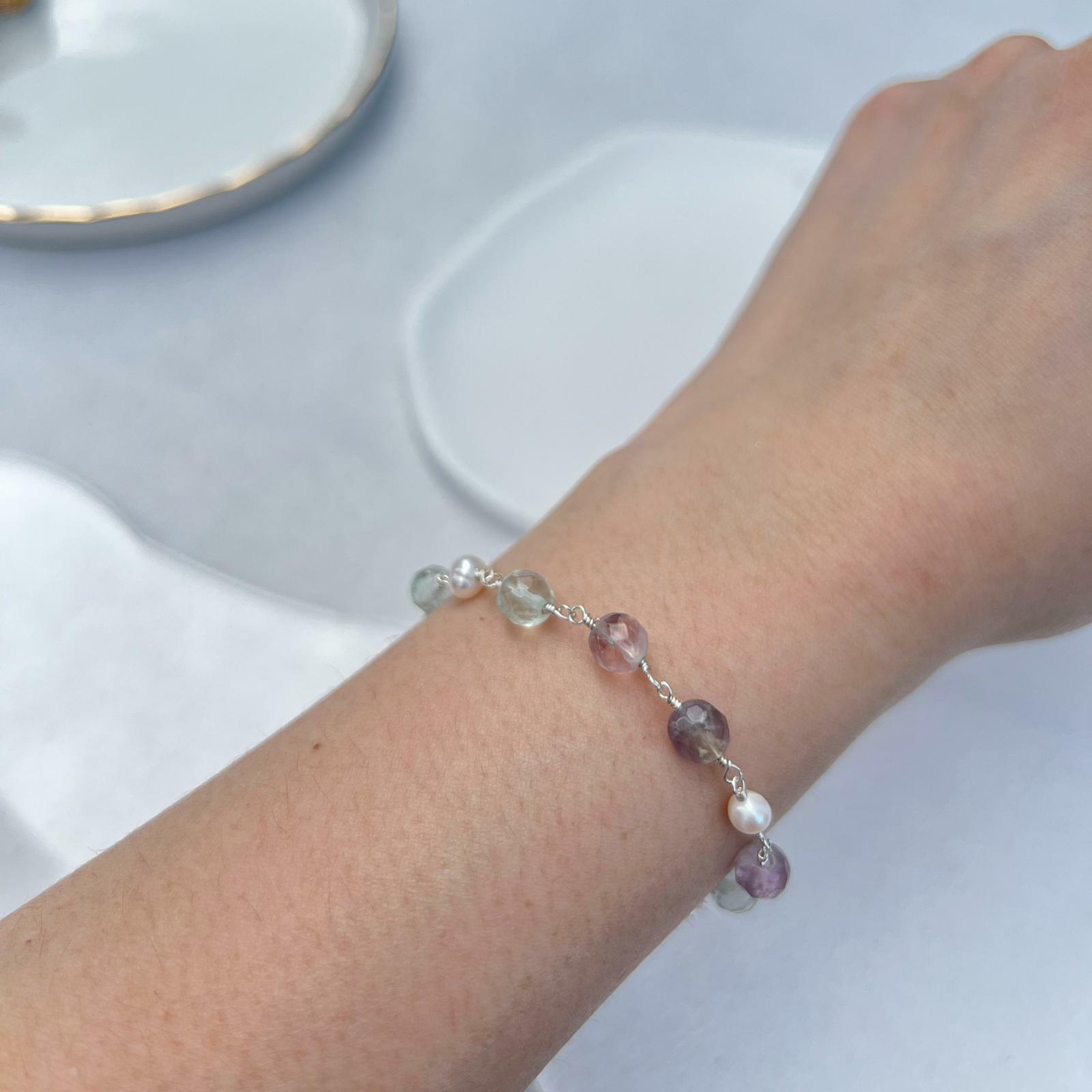 RABBIT BOUQUET天然石手作水晶手鏈-Lumin Pearl