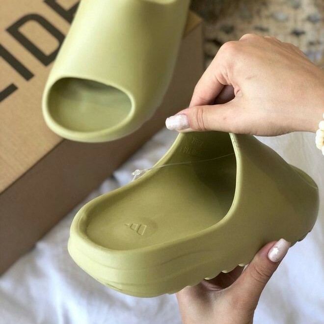 Adidas YEEZY SLIDE "RESIN" 綠豆沙 抹茶 豆綠 拖鞋 FZ5904