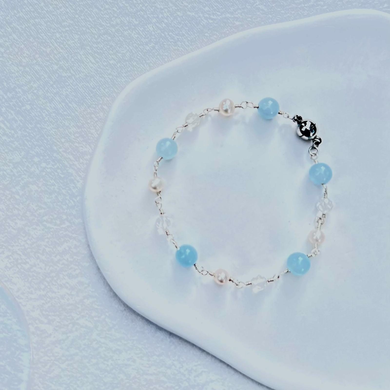 RABBIT BOUQUET天然石手作水晶手鏈- Pearl Aqua