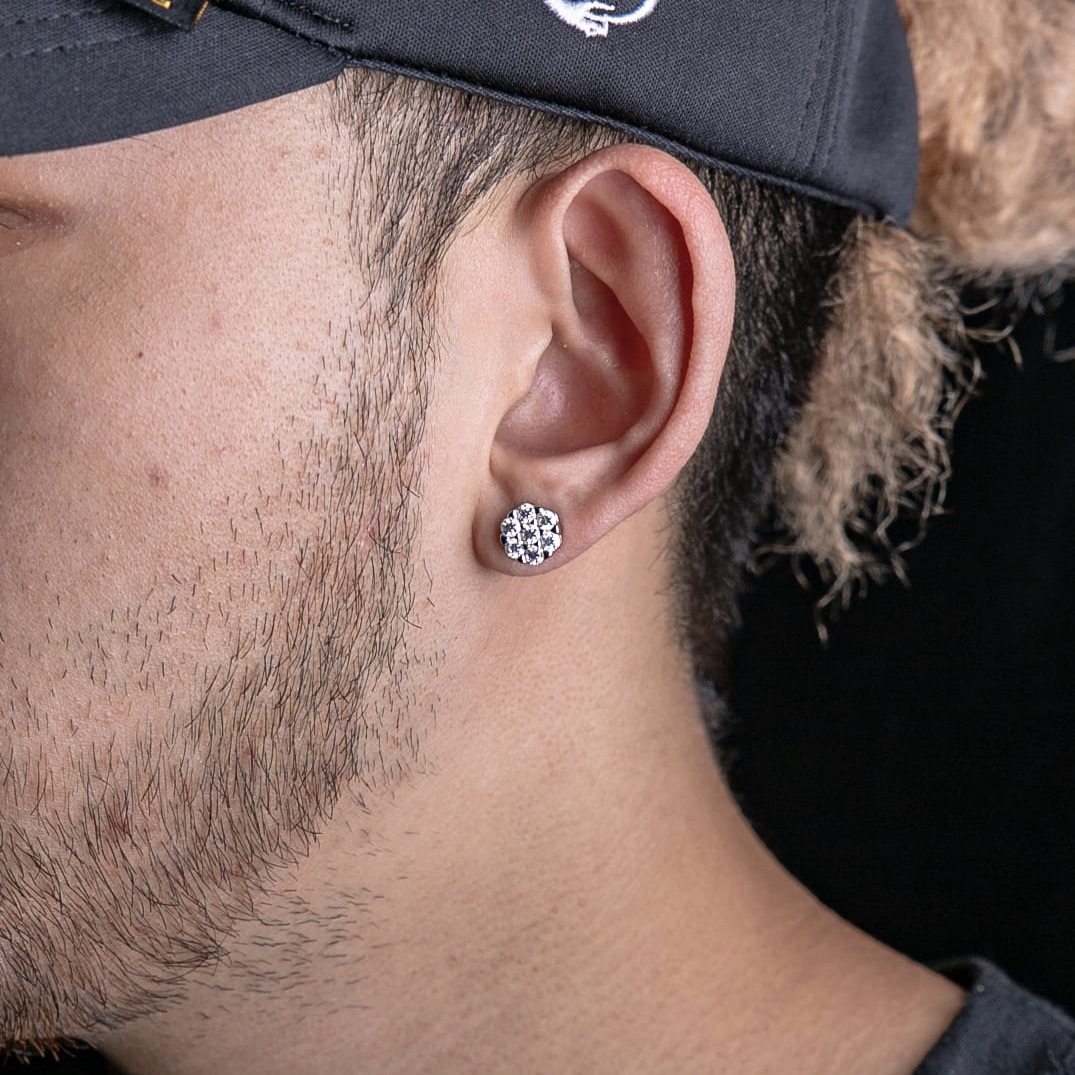 925純銀莫桑石滿鑲花型耳釘