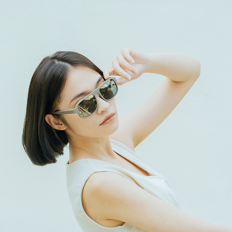 Hibāng | li̍k-tó 英倫飛行款