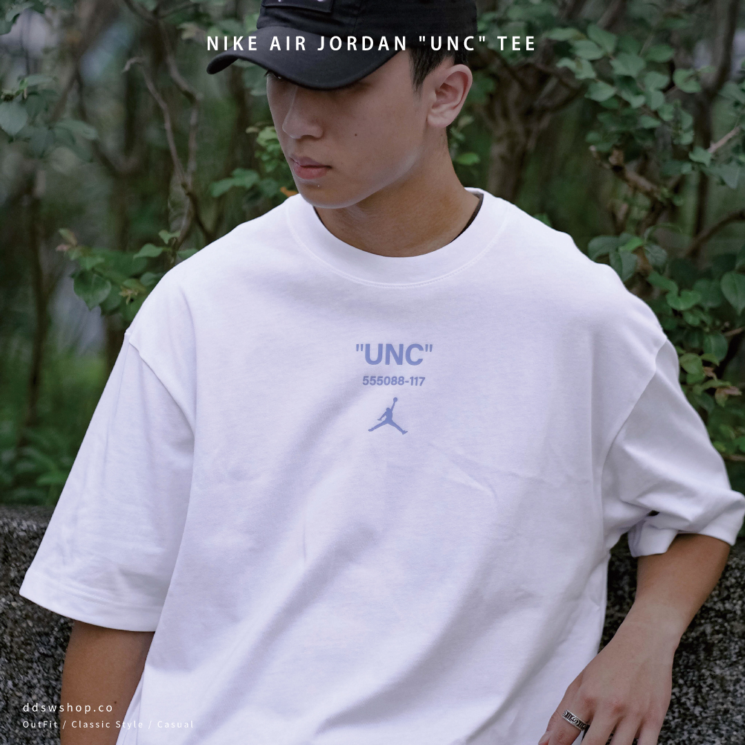 Nike Air Jordan Tee 短袖 水藍色UNC Logo短踢 白色 DM3545-100