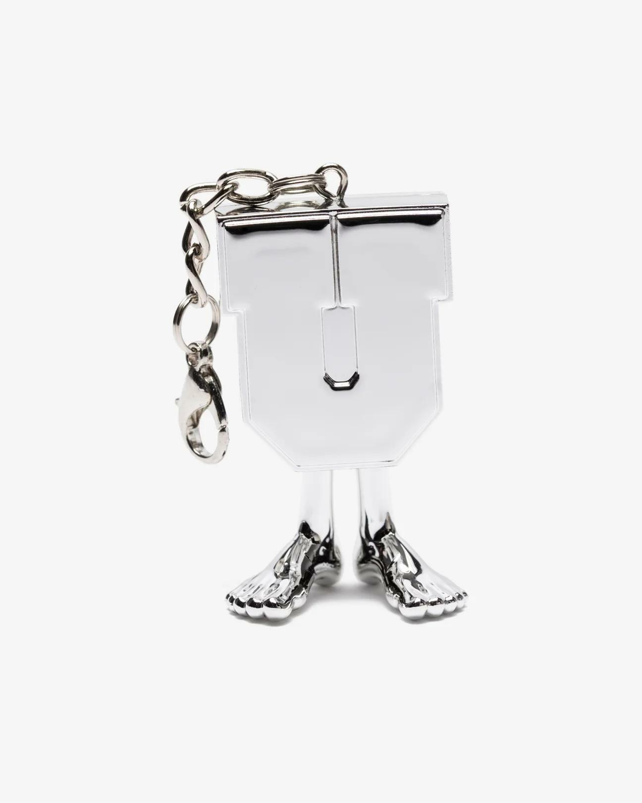 UNDEFEATED X MEDICOM UMAN KEYCHAIN - CHROME