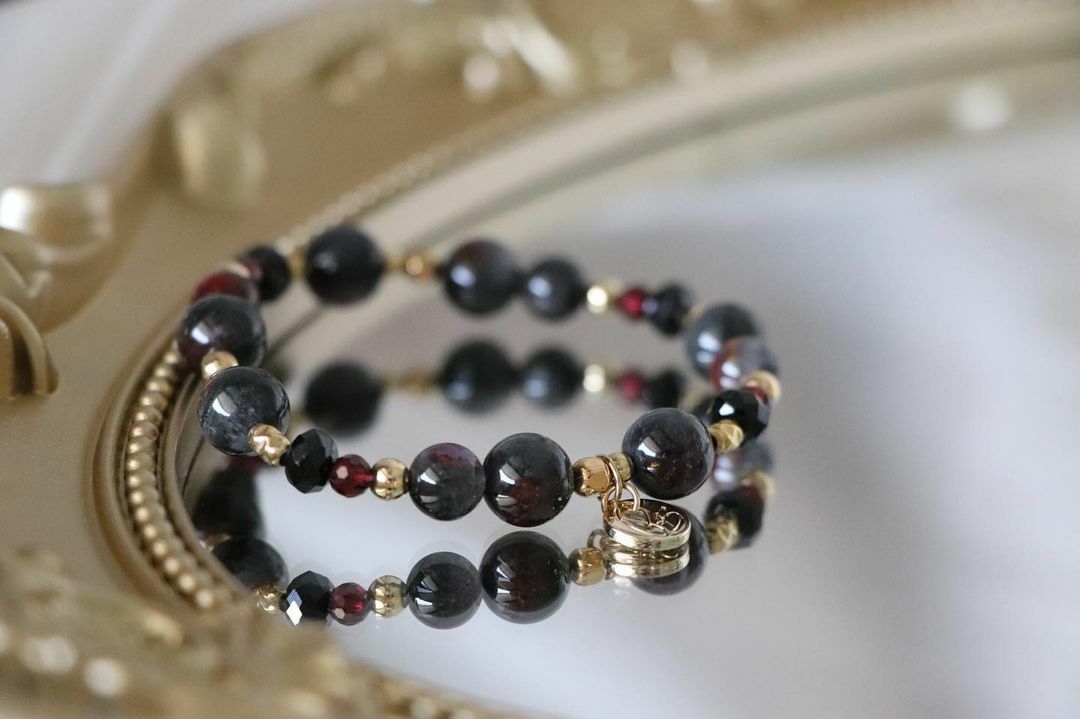 ☽◌*爵醒／黑極光．黑尖晶 ．石榴石