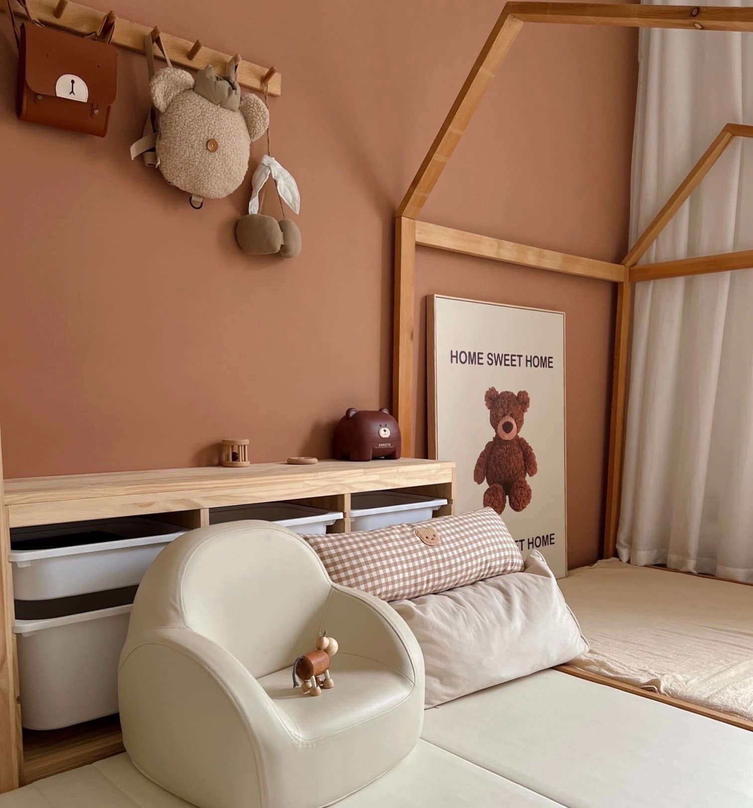 Korea INS toast sofa