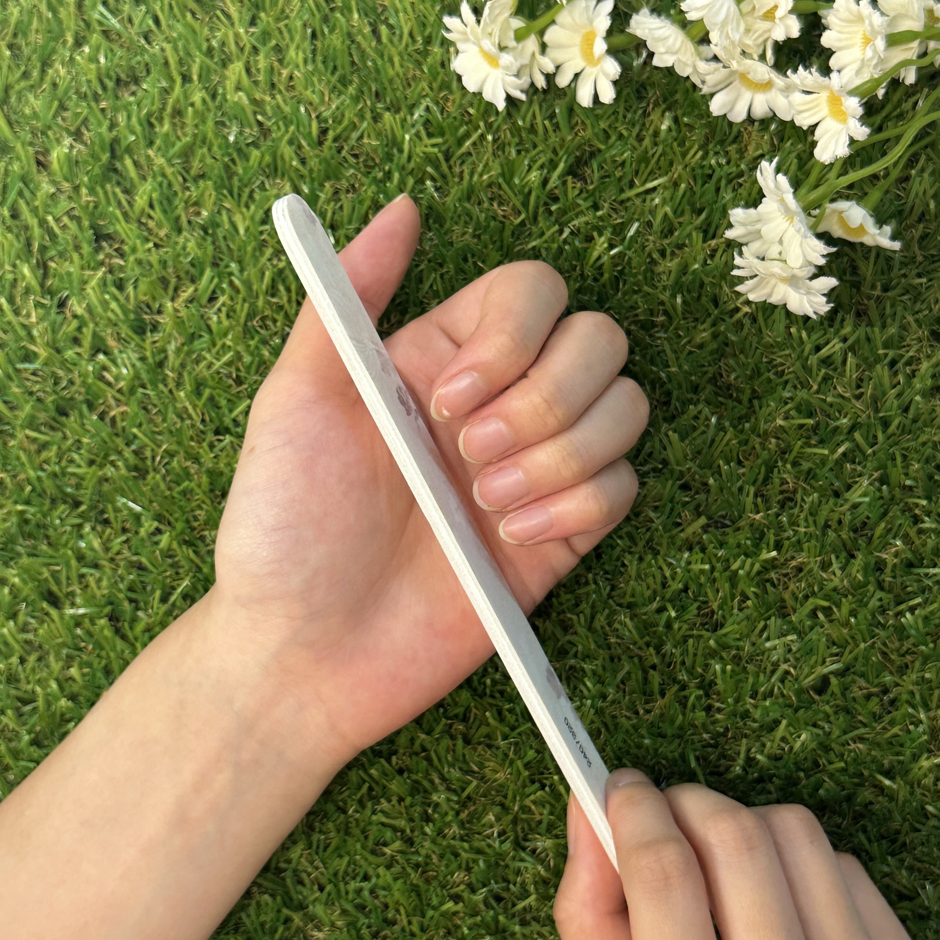 LCN 雙面指甲挫 "About Me"