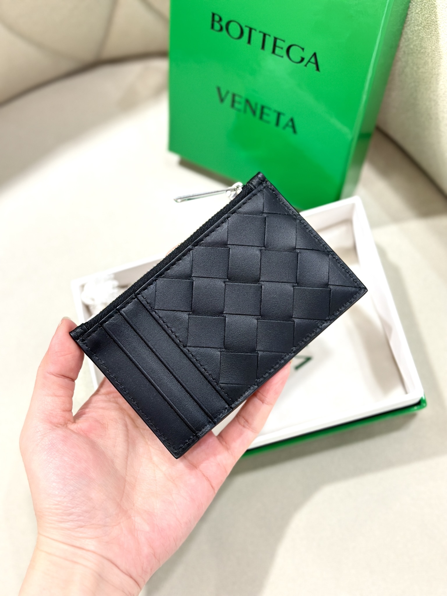 BV Zipped Card Case