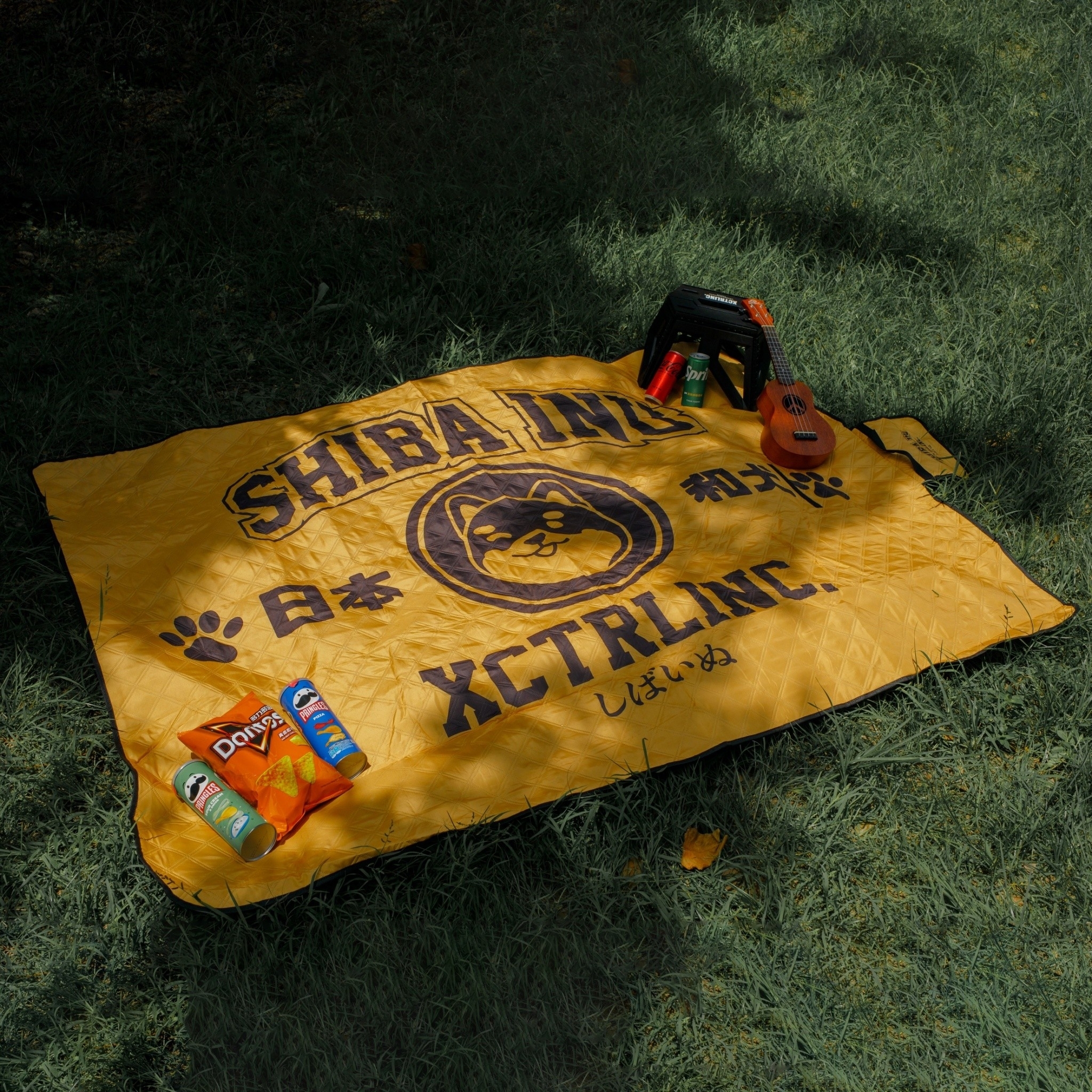 XCTRL 日本和犬野餐墊