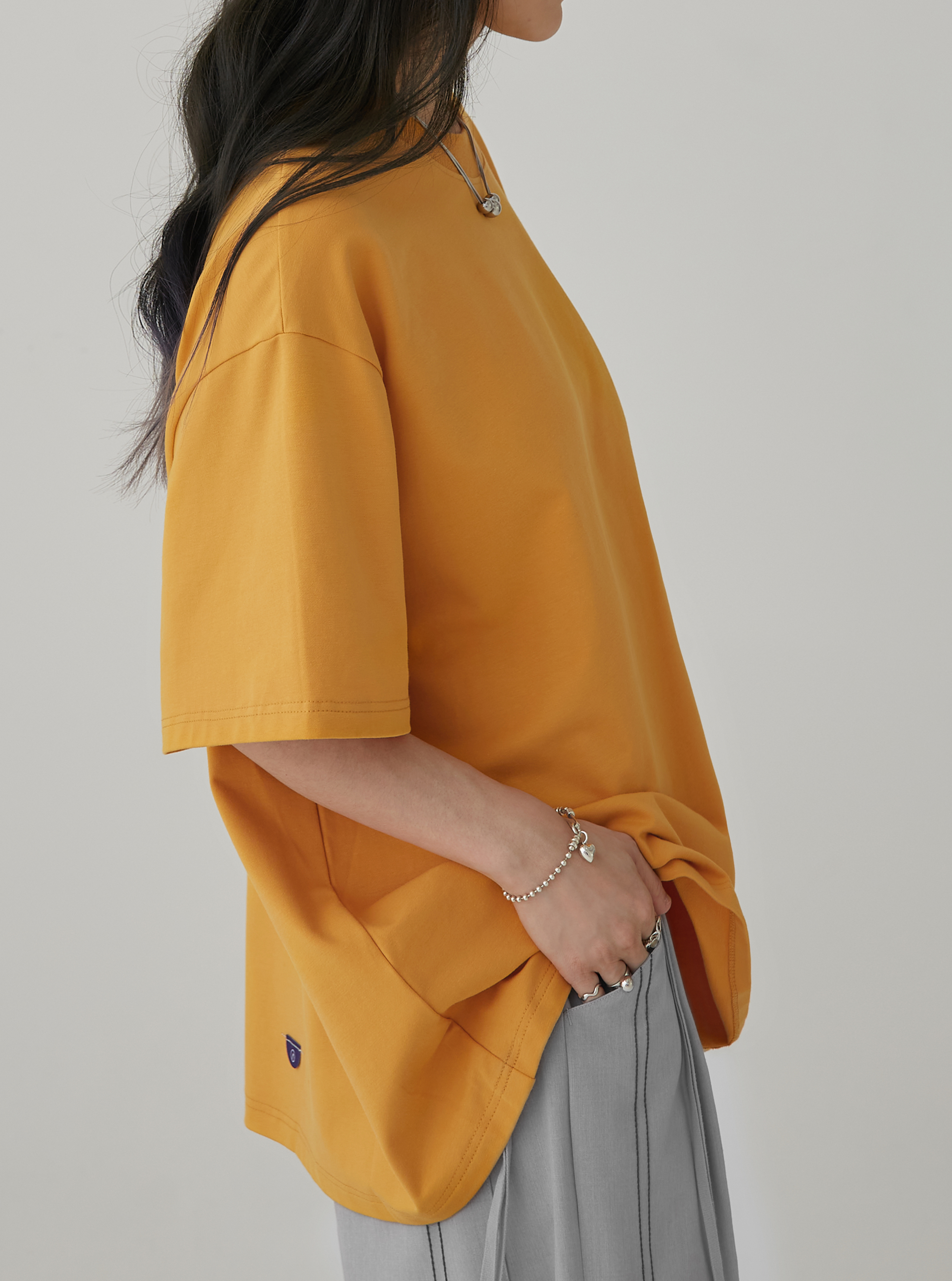 RETEM03 Club Logo Tee | Salted Egg