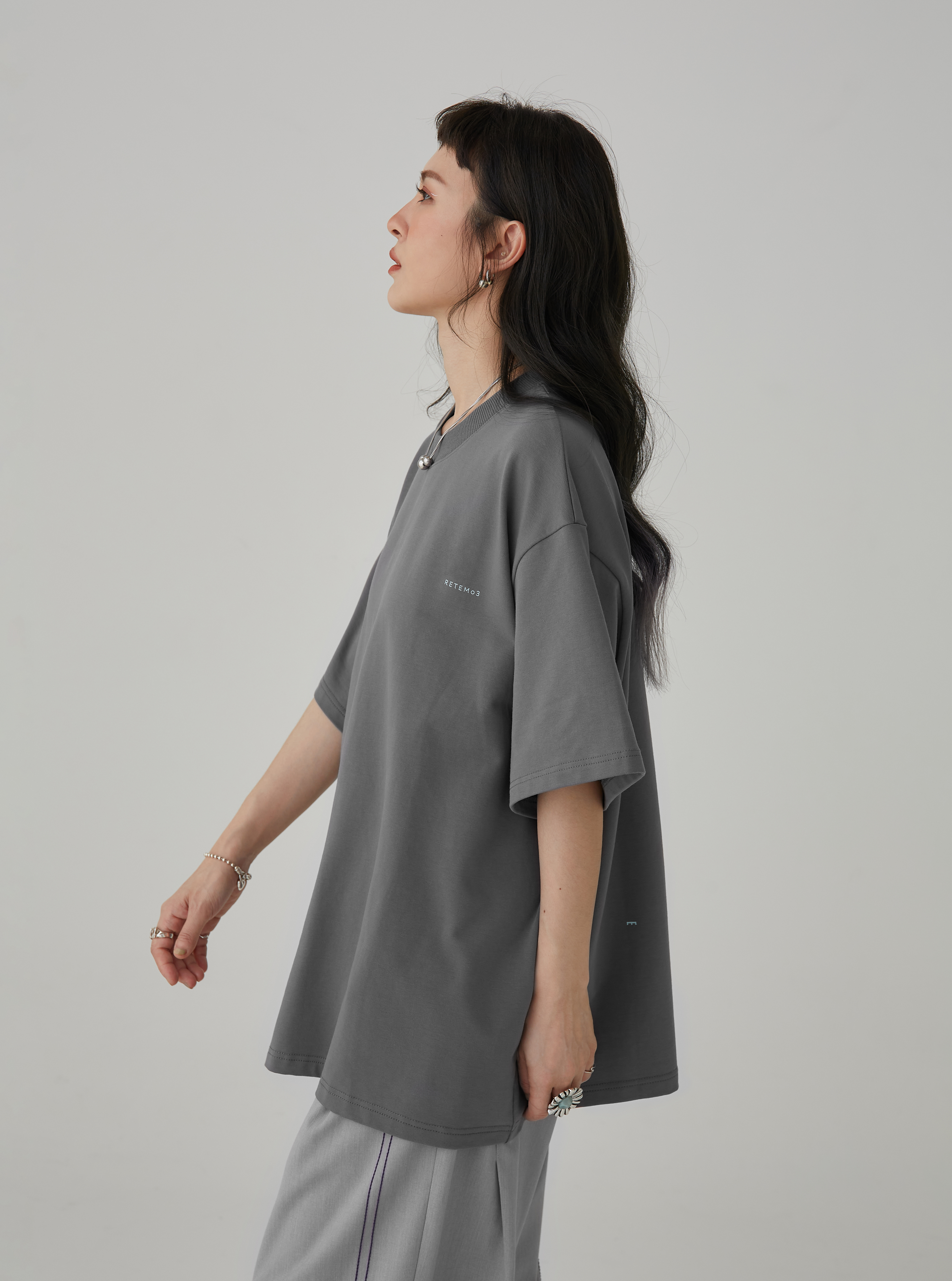 RETEM03 Club Logo Tee | Graphite