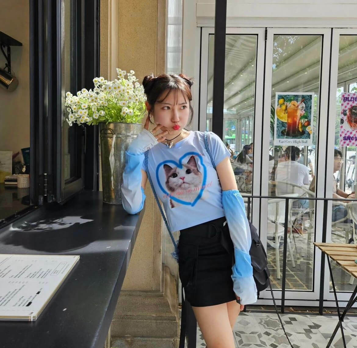 ETRE AU SOMMET☆HEART CAT FACE HALF TEE Heart Cat Face Half T-shirt (Sky Blue) - ÊTRE AU SOMMET