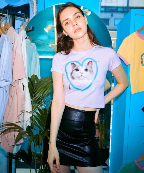 現貨) 韓國品牌ÊTRE AU SOMMET HEART CAT FACE HALF TEE (WHITE