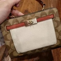 [S] COACH C8318 SIGNATURE MINI LNE TP,IM/KHAKI CHALK MULTI, 195031484100 (SCO404)