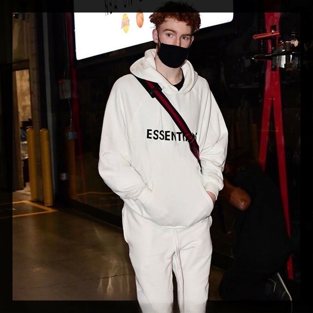 FEAR OF GOD ESSENTIALS FOG胸前字母帽T 插肩袖口反光帽T