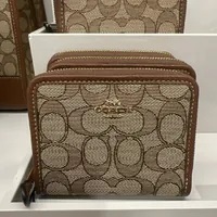 [S] COACH CH389 ISIG JQ LON ZIP WLT,IM/KHAKI/SADDLE MULTI, 195031867125 (SCO294)