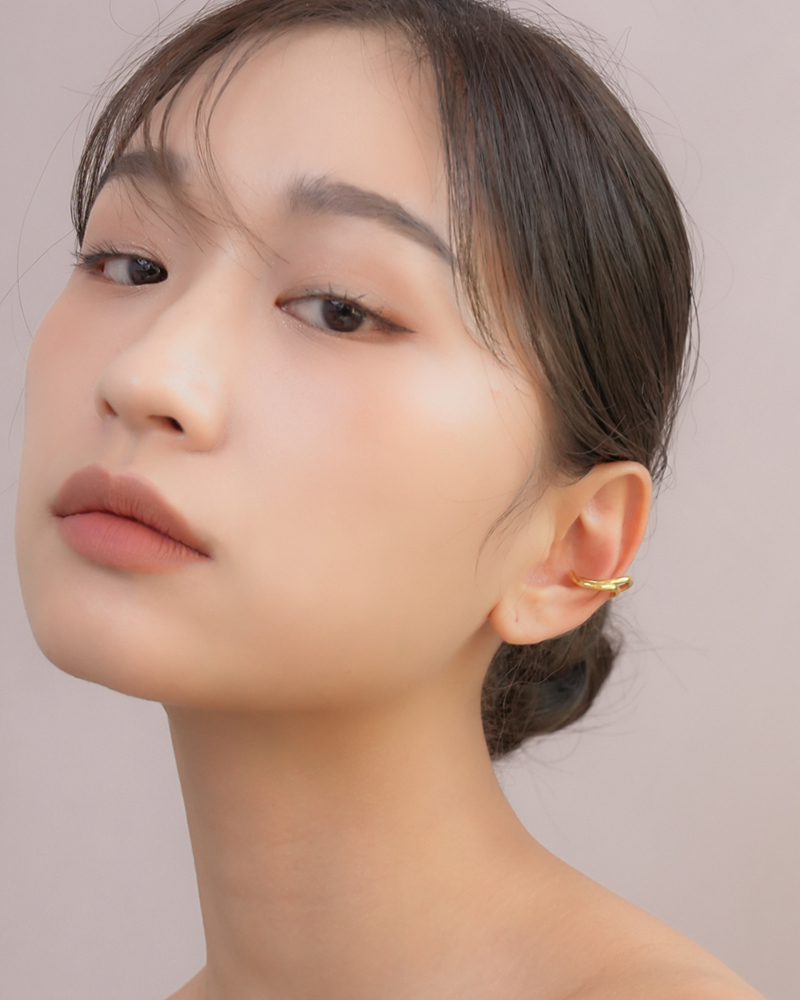 E417  靜夜|  純銀耳骨夾