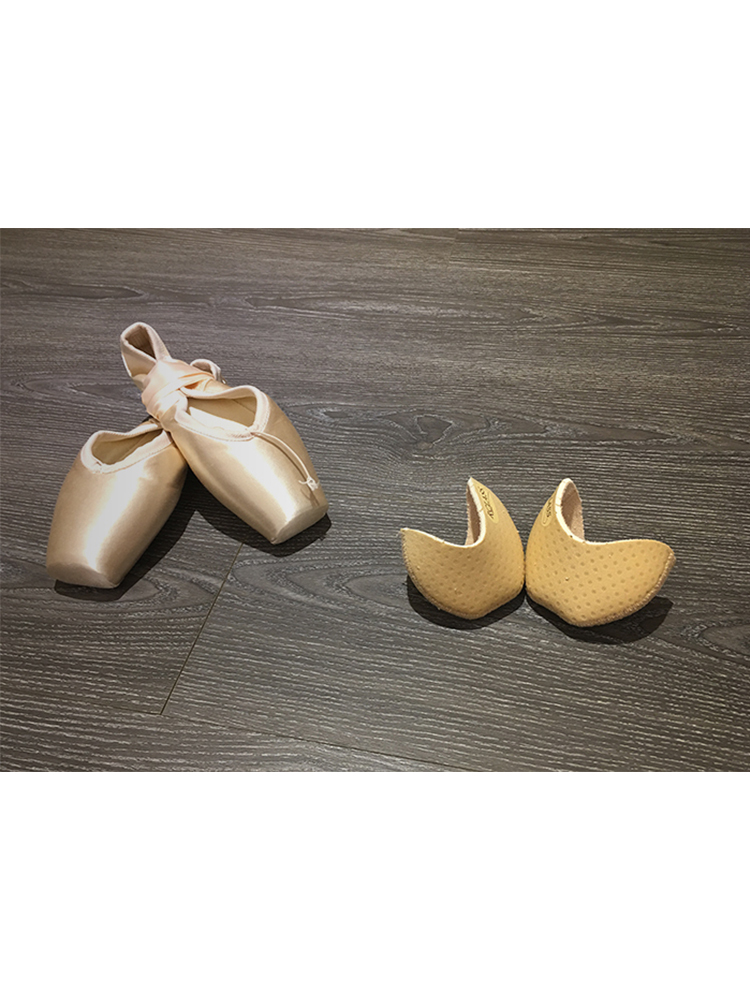 俄羅斯 R-Class 【硬鞋泡棉墊】