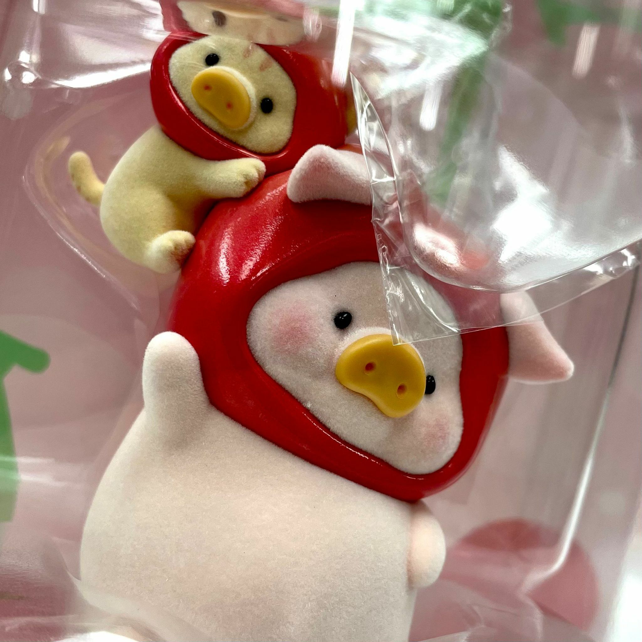 LULU THE PIGGY FRUIT - CHERRY