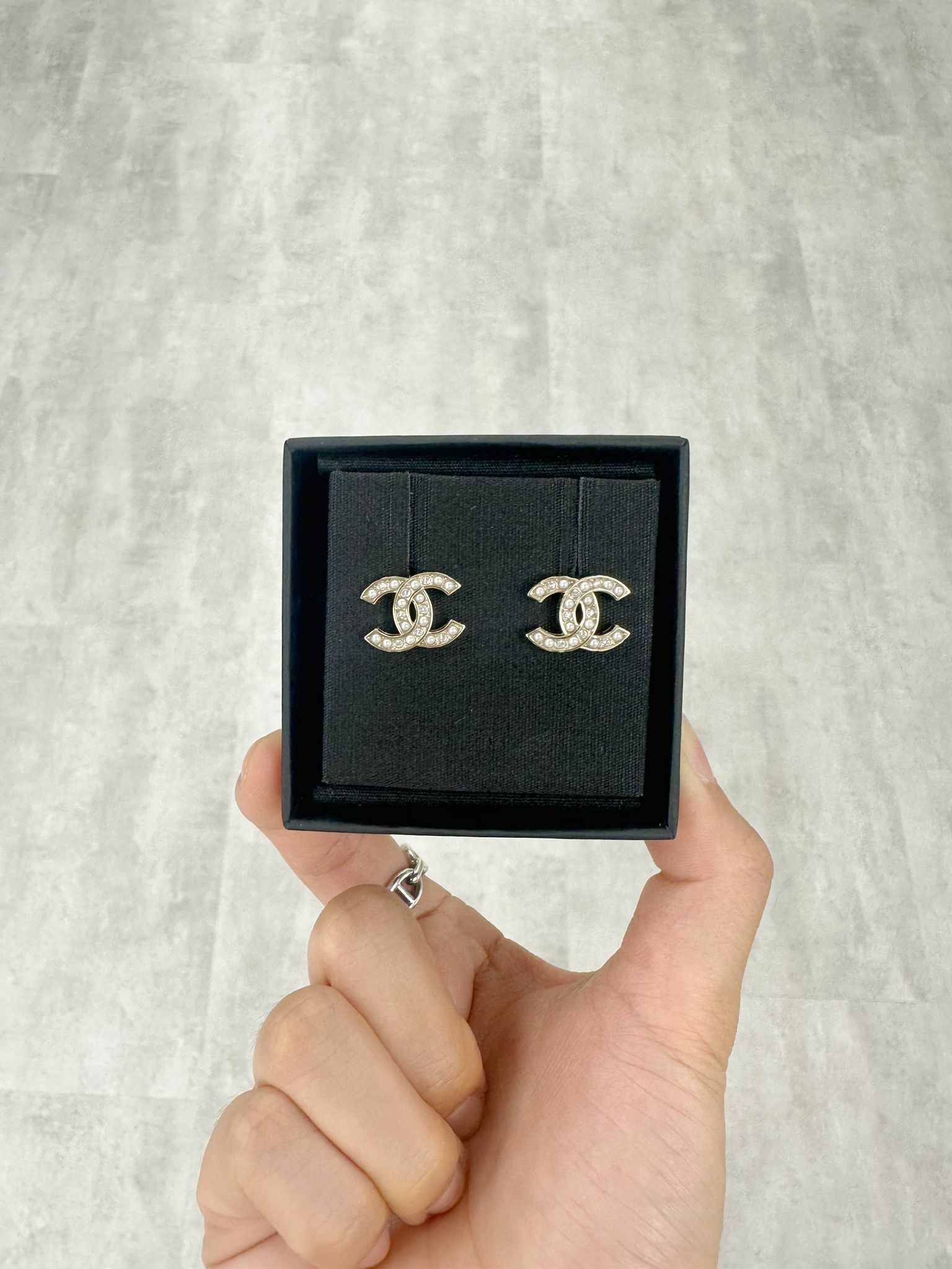 Chanel Earrings (ABB771)