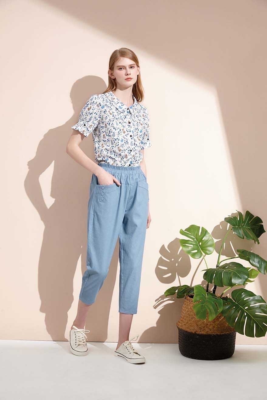 OL韓系白色可愛印花袖子造型短版上衣S6301